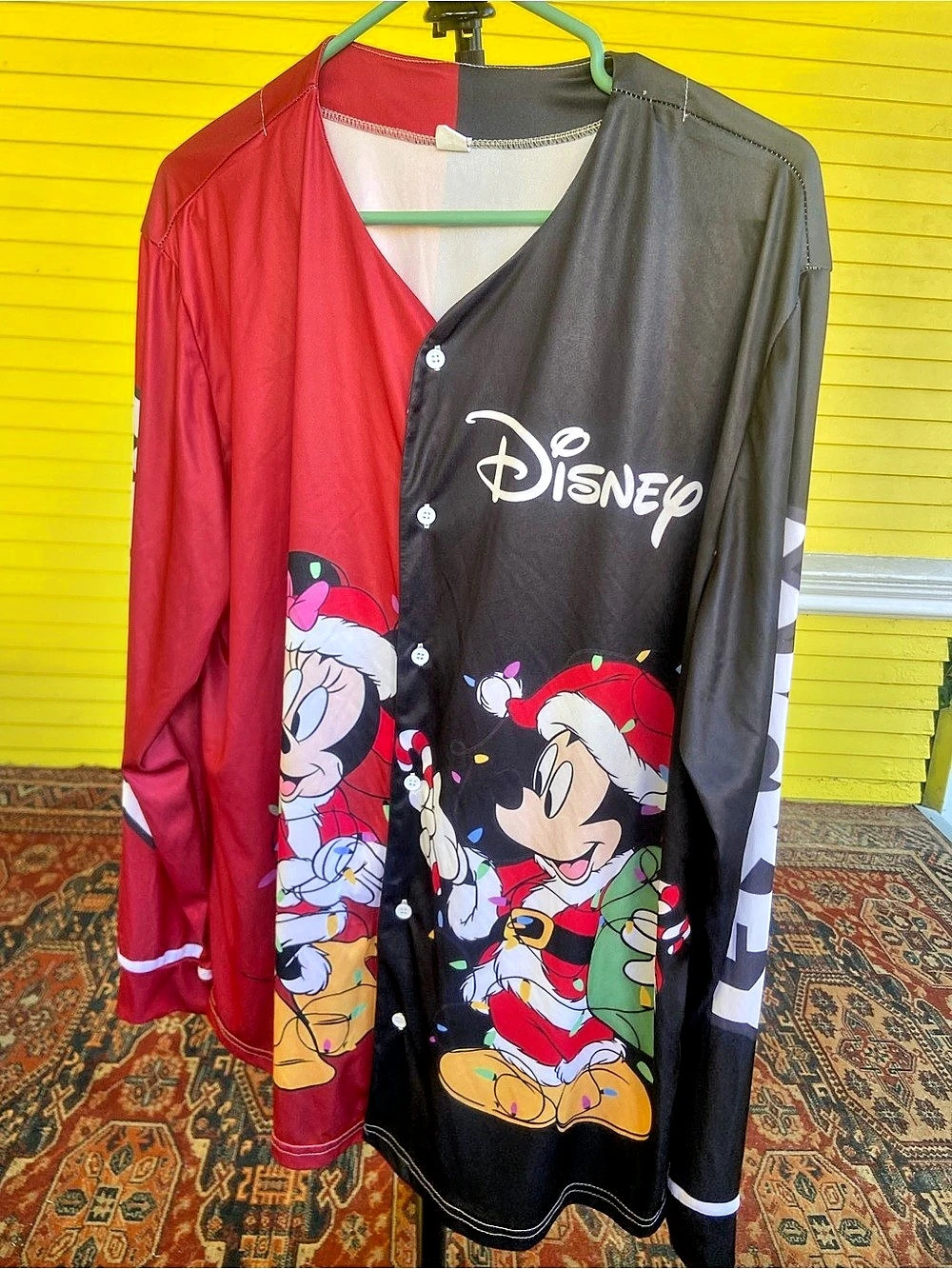Disney Mickey Minnie Button Front Shirt Red Black Size Large